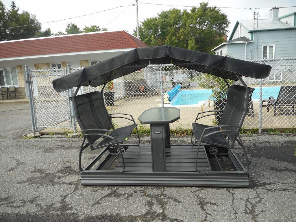 Motel Olympic Квебек Екстериор снимка